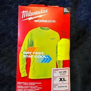 Milwaukee Men's XL Hi-Vis GEN II WORKSKIN Performance Long-Sleeve T-Shirt